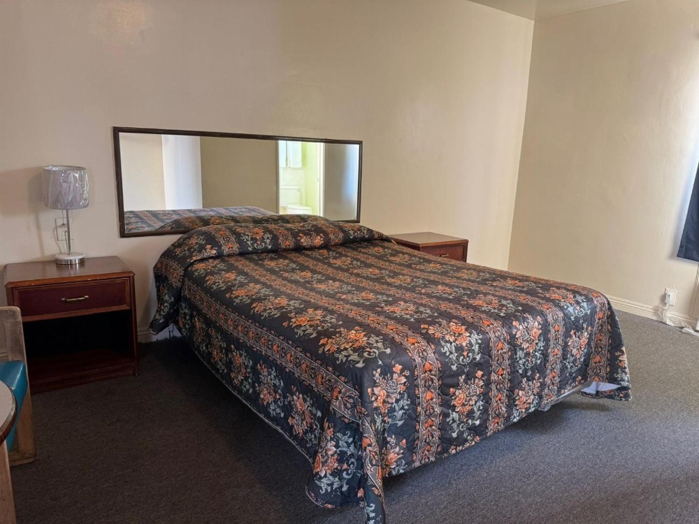 El Rancho Motel, Pasadena Main image