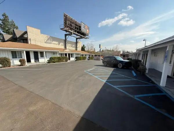 El Rancho Motel, Pasadena 6